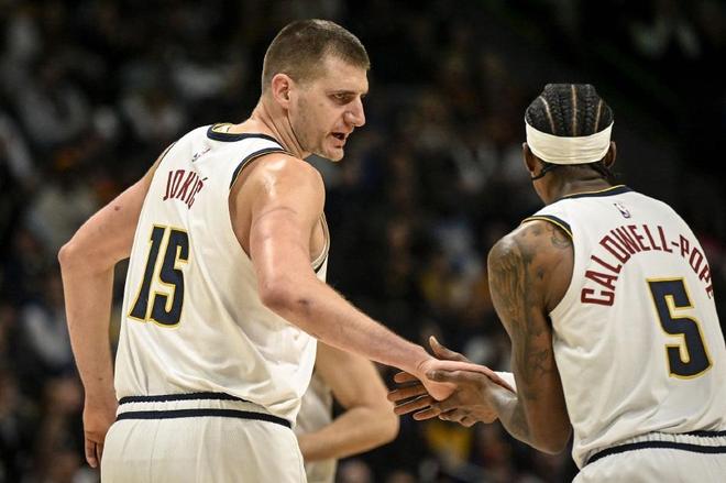 显了日本男 显了日本男