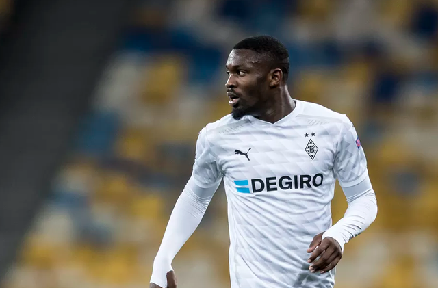 科莫的防线 科莫的防线