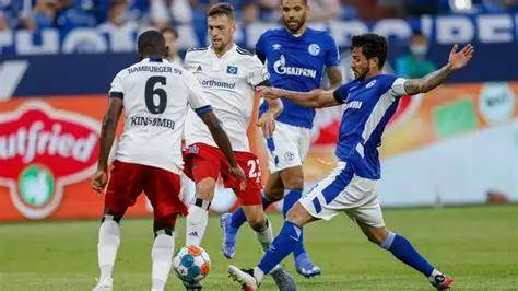 三支球队以 三支球队以