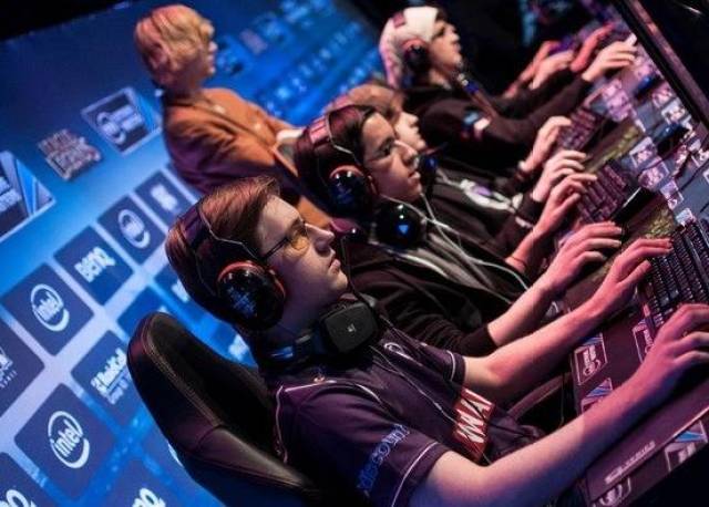 注重叙事张 注重叙事张